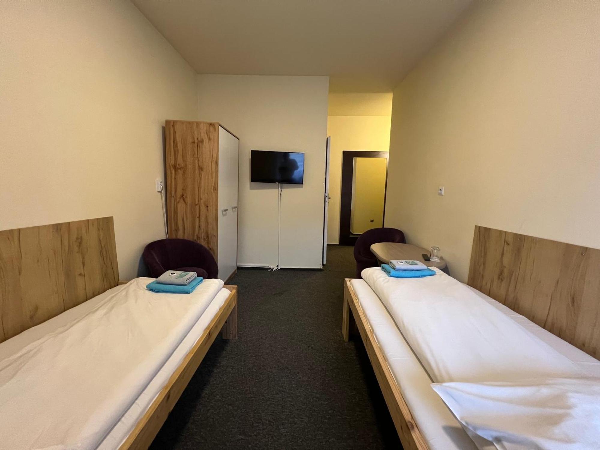 Etna - Hostel -Noclegi رشيشوف المظهر الخارجي الصورة