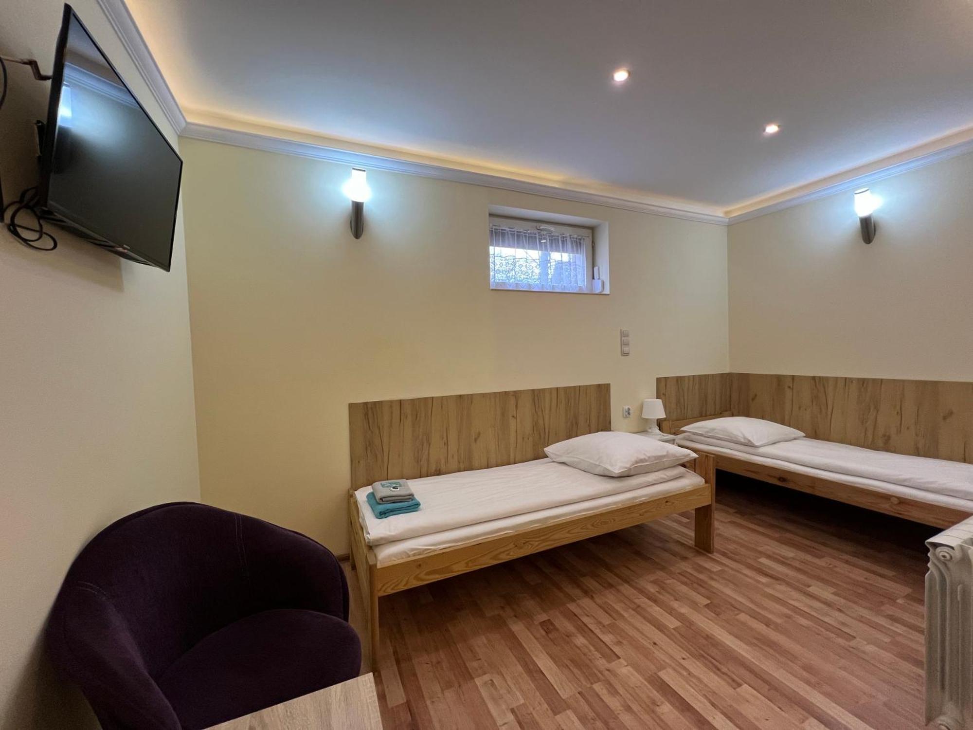 Etna - Hostel -Noclegi رشيشوف المظهر الخارجي الصورة