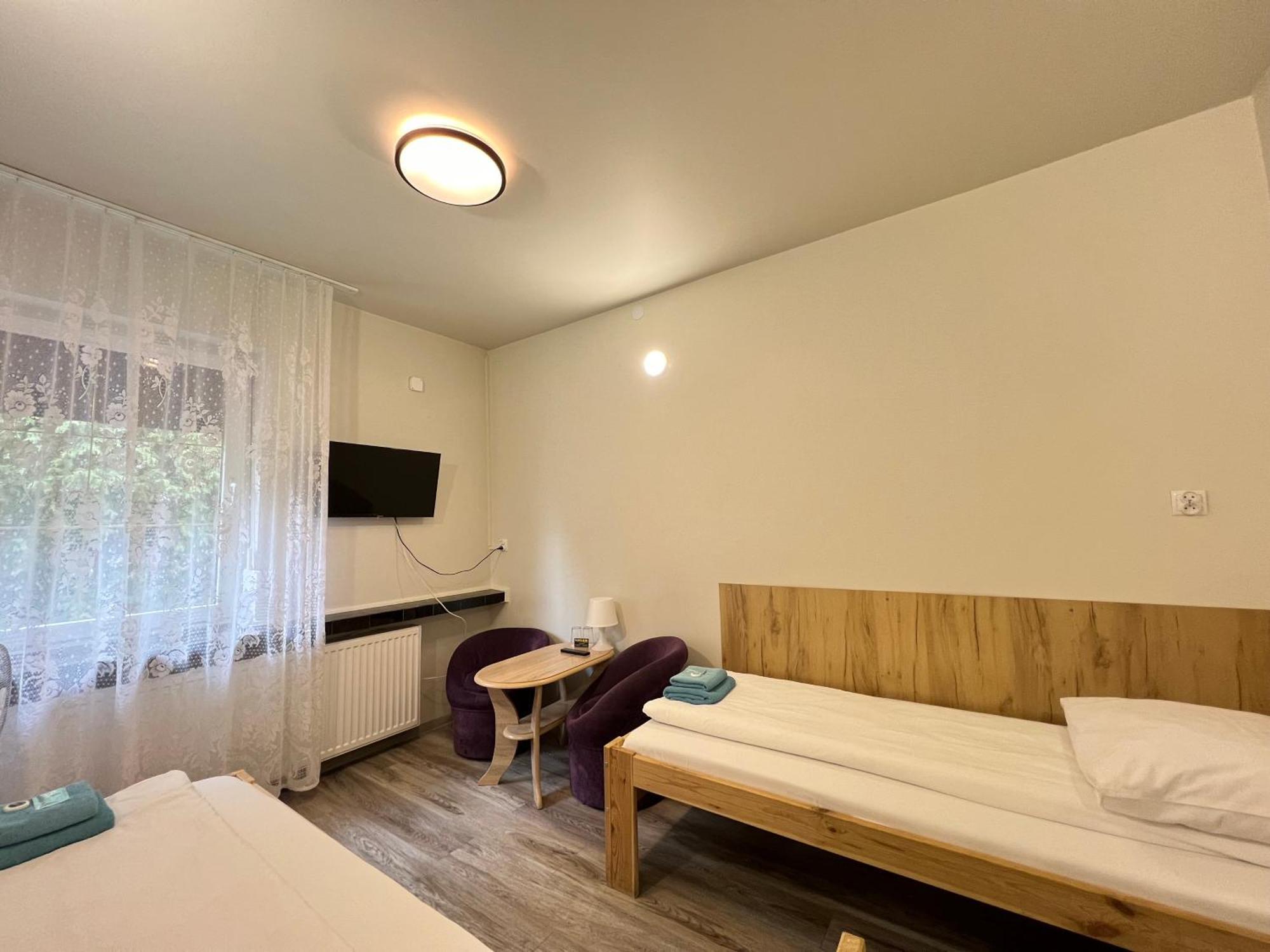 Etna - Hostel -Noclegi رشيشوف المظهر الخارجي الصورة